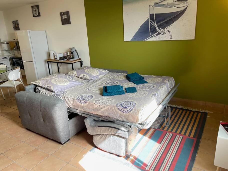 Immense Studio 51 Jusqu'A 4 Personnes Avec Vue Mer Saint-Denis Exterior photo