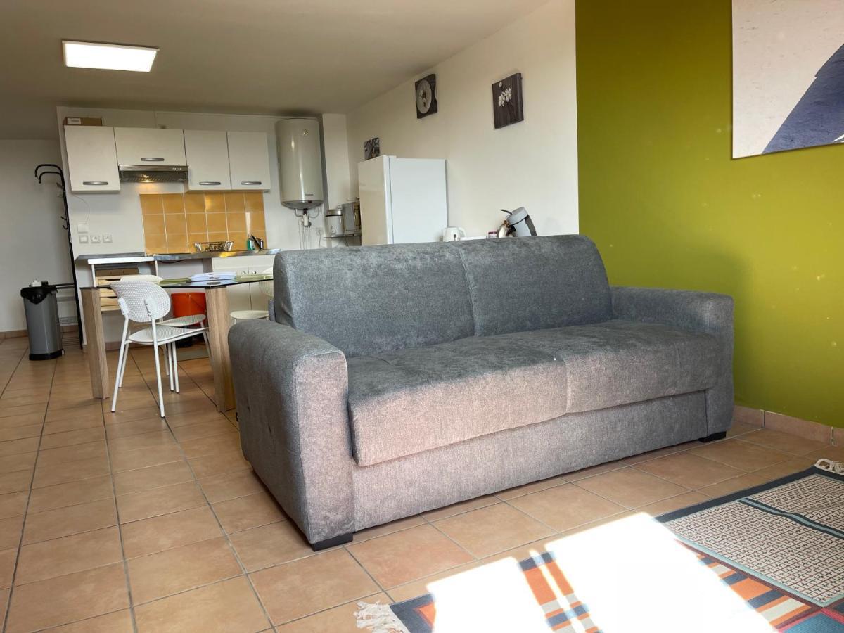 Immense Studio 51 Jusqu'A 4 Personnes Avec Vue Mer Saint-Denis Exterior photo